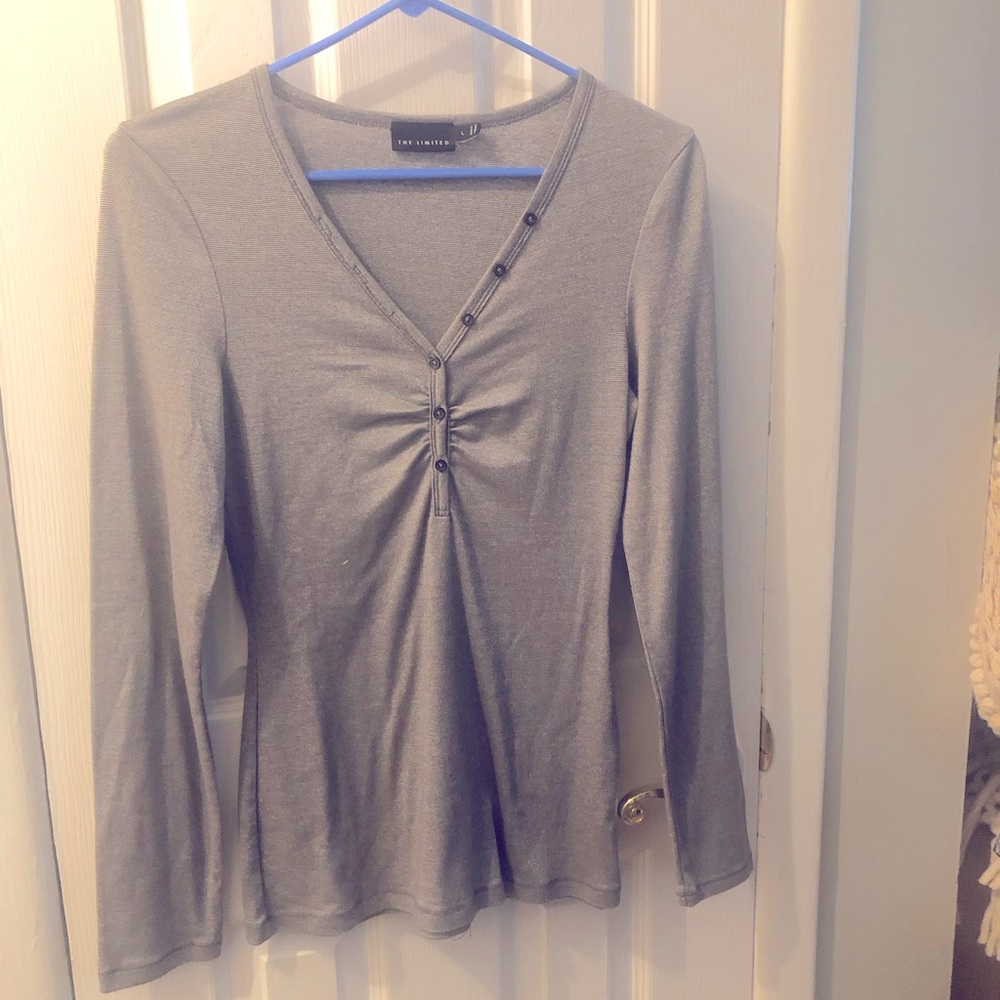 Women’s long sleeve top